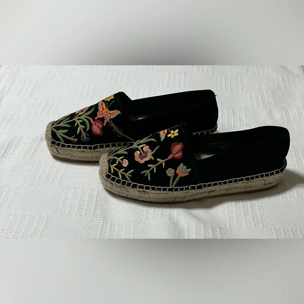 Johnny Was Embroiled Espadrilles Size 6M
